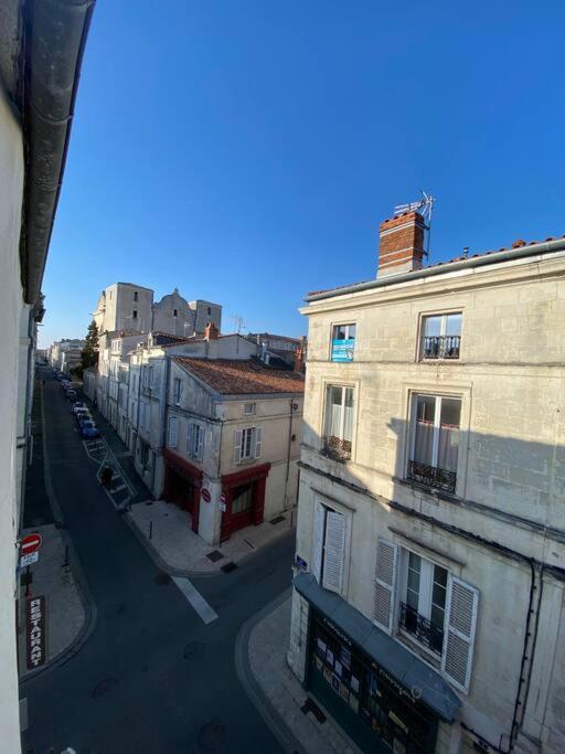 Bel Appartement - 2 Chambres - Proche Du Vieux Marche La Rochelle  Eksteriør bilde